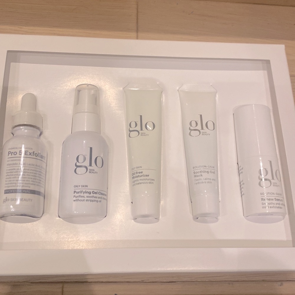Glo Skin Beauty Skincare kit